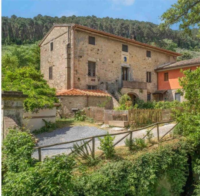 Appartement Uno Spazio Di Relax In Toscana à Buti Extérieur photo